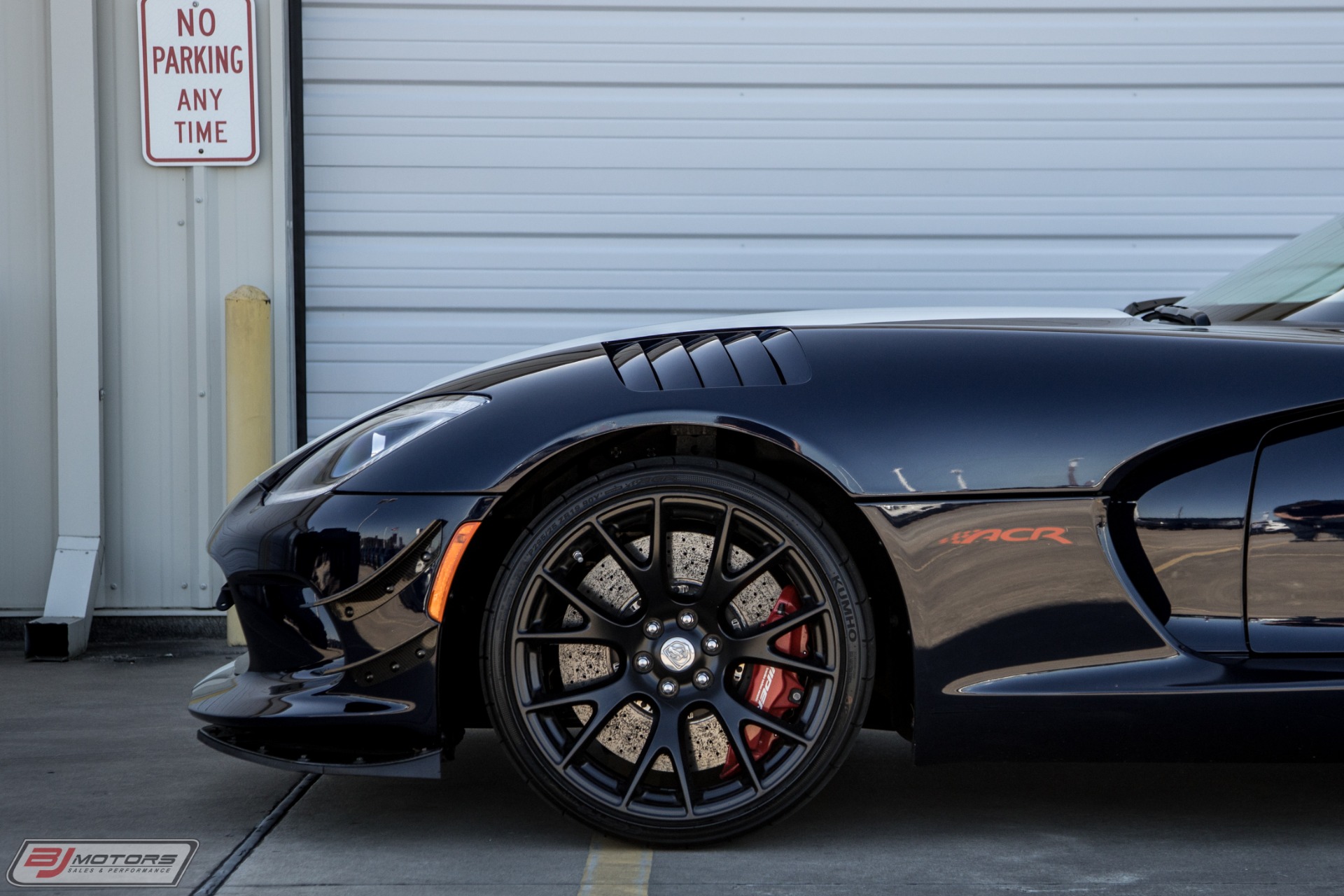 Used-2016-Dodge-Viper-ACR-Extreme