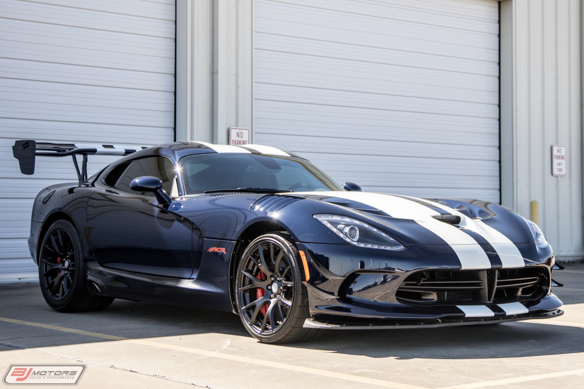 Used-2016-Dodge-Viper-ACR-Extreme