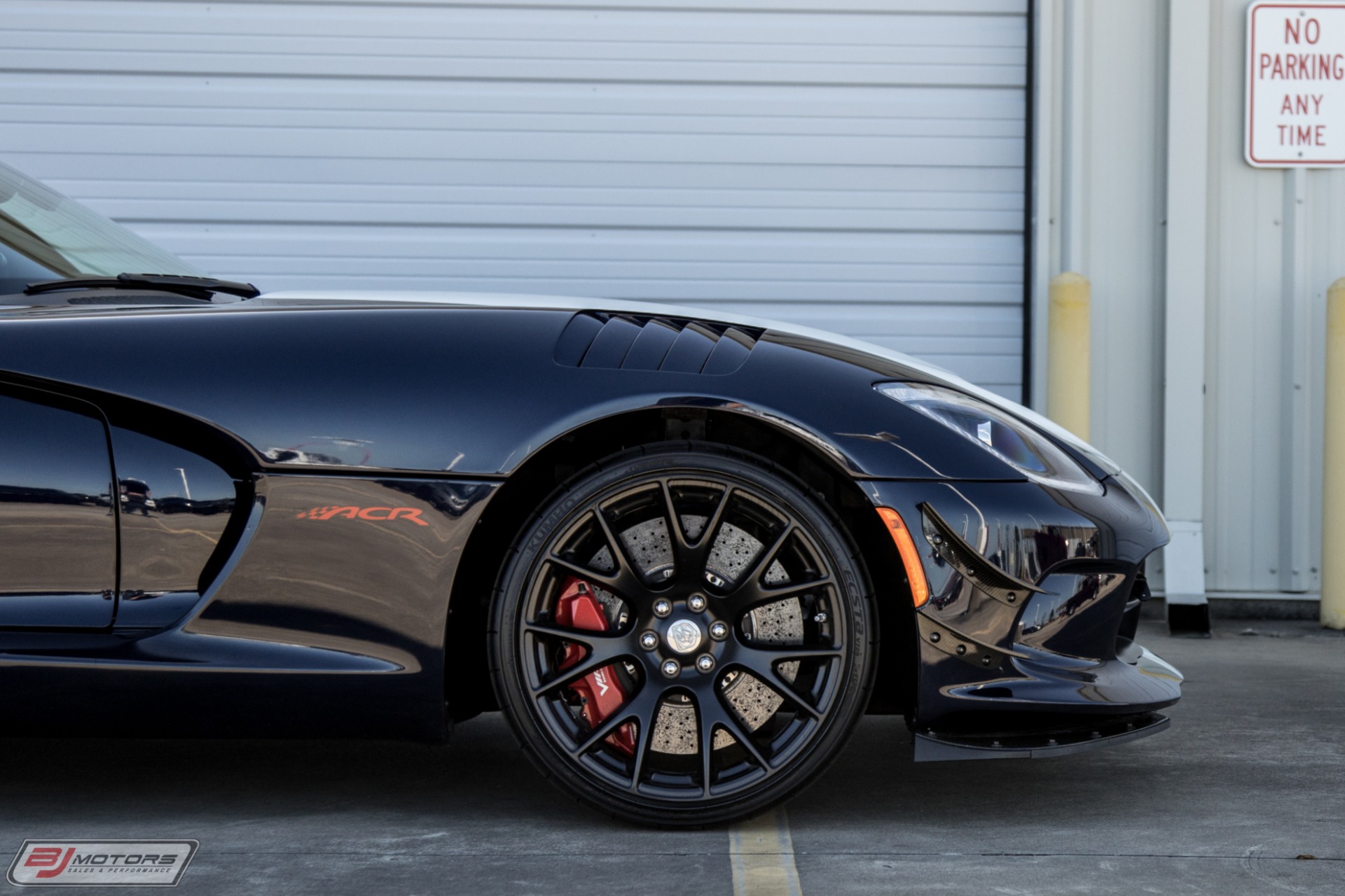 Used-2016-Dodge-Viper-ACR-Extreme