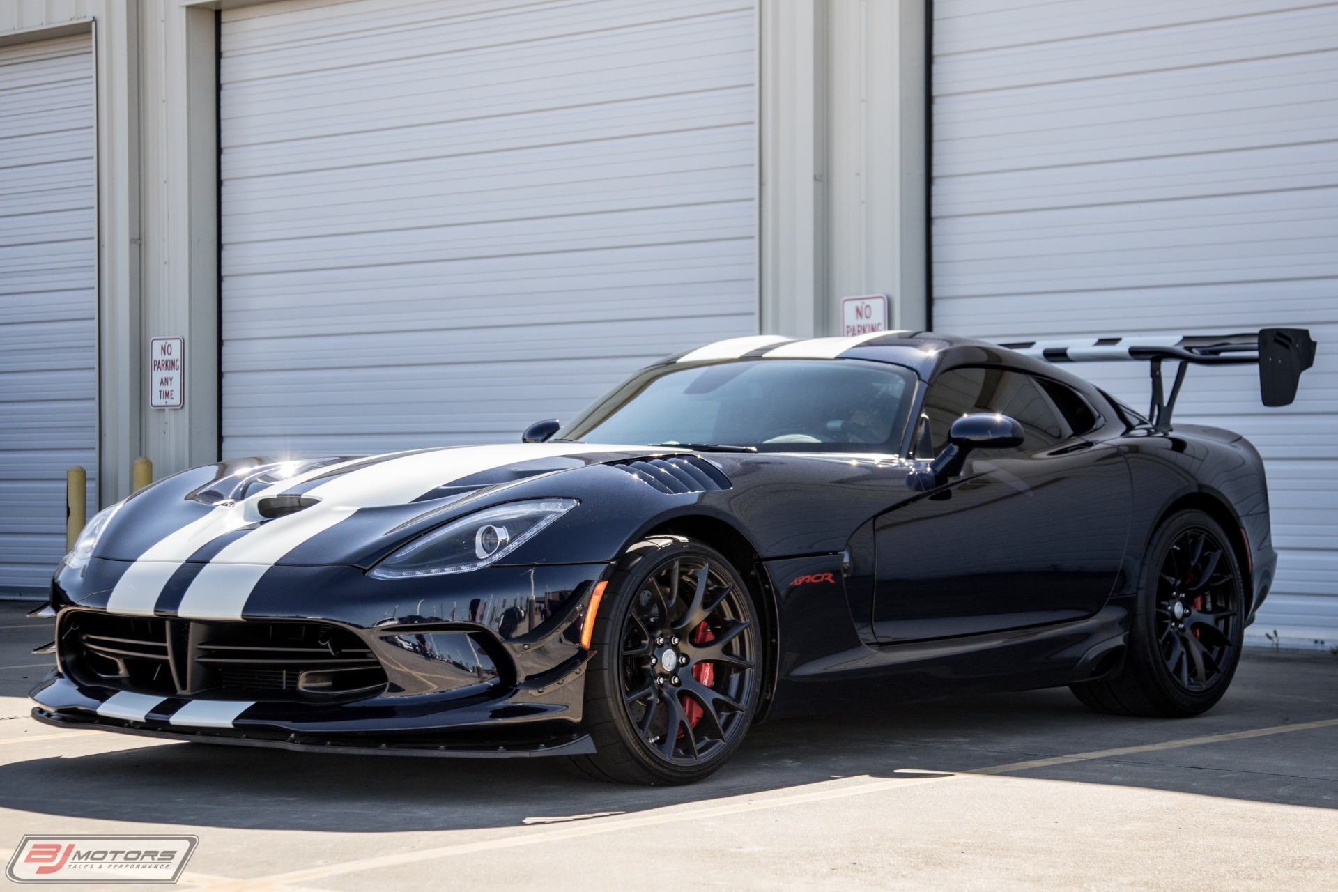 Used-2016-Dodge-Viper-ACR-Extreme