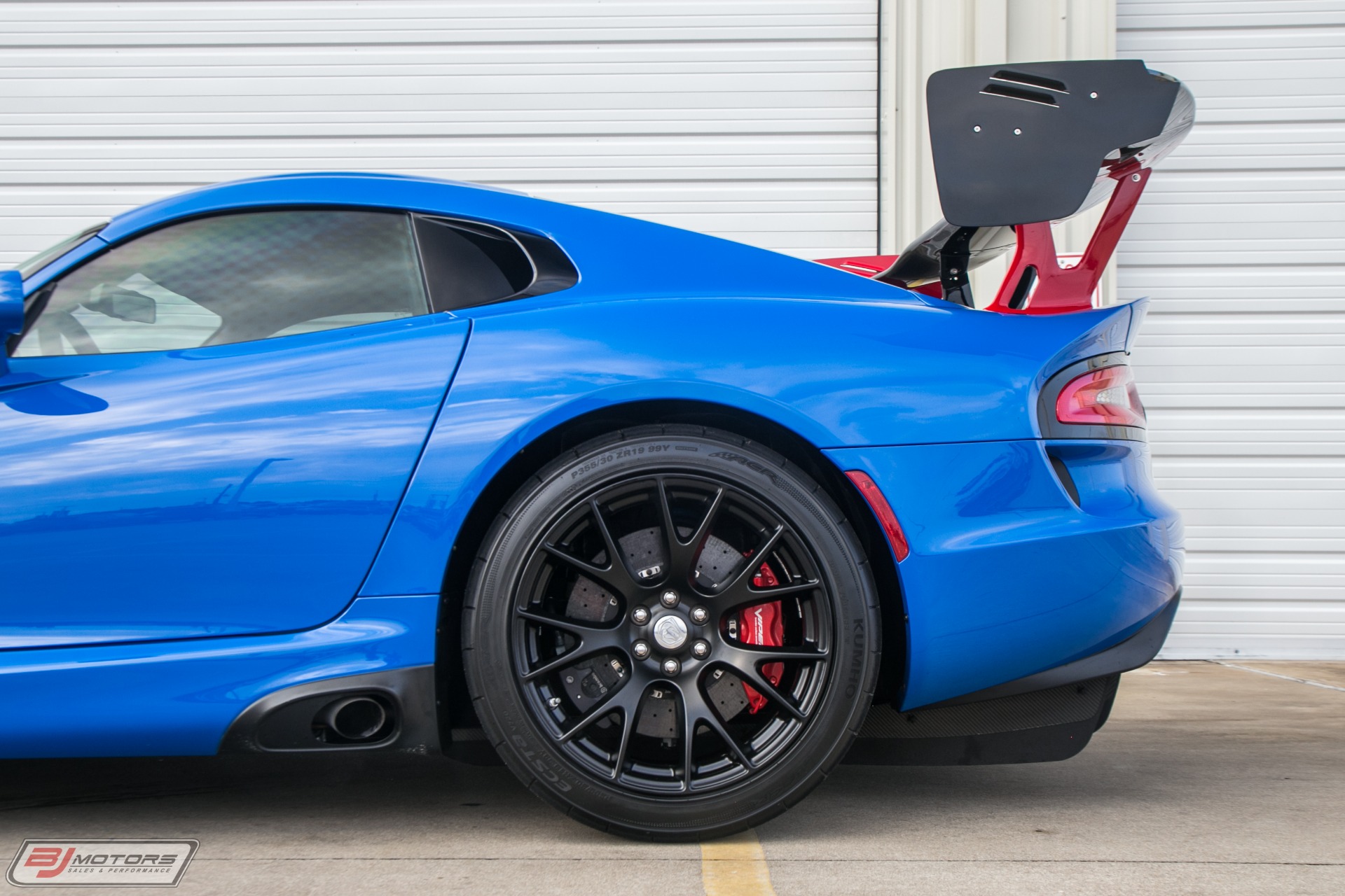 Used-2017-Dodge-Viper-ACR