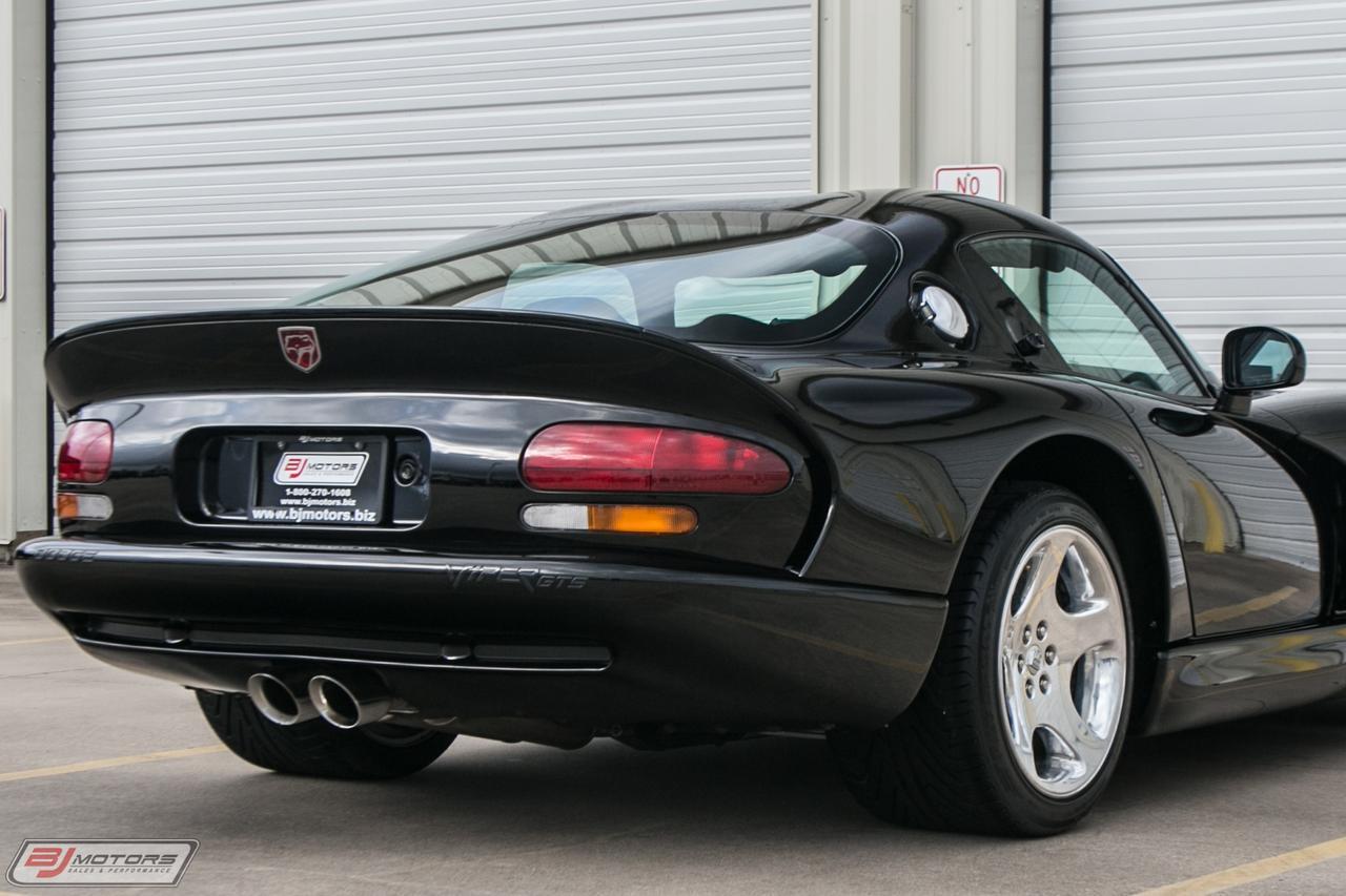 Used-2000-Dodge-Viper-GTS