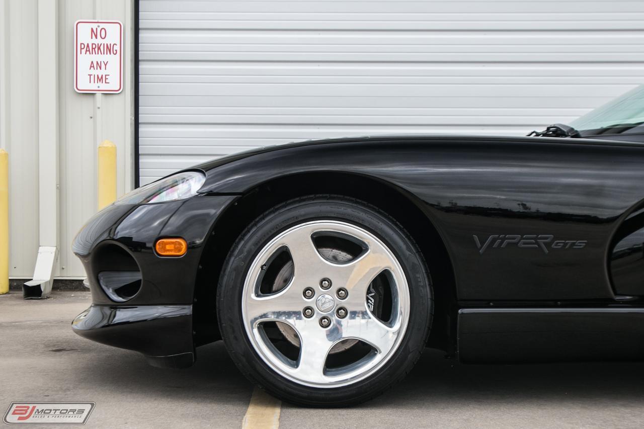 Used-2000-Dodge-Viper-GTS