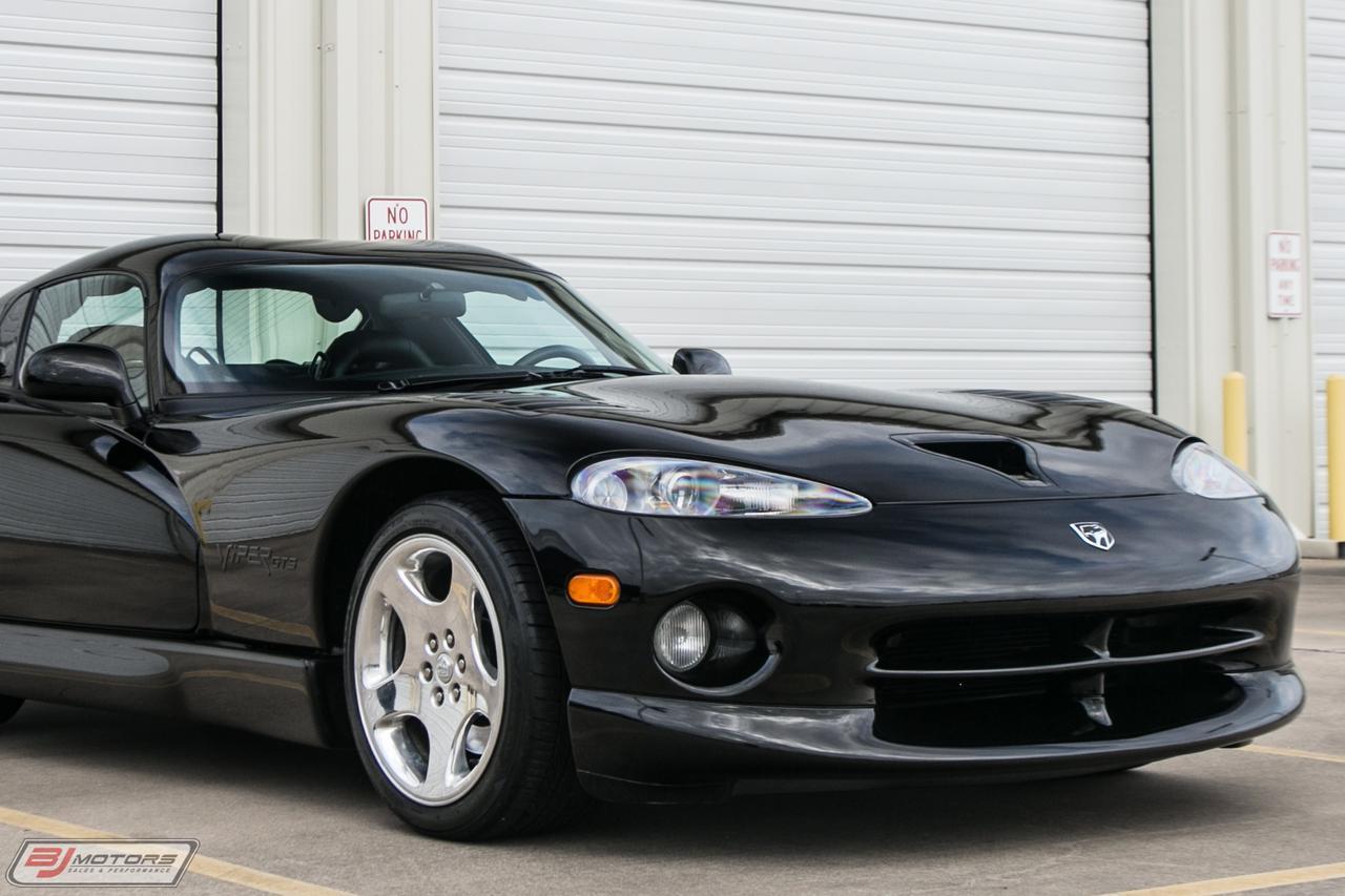 Used-2000-Dodge-Viper-GTS