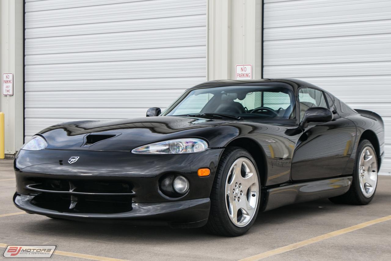 Used-2000-Dodge-Viper-GTS