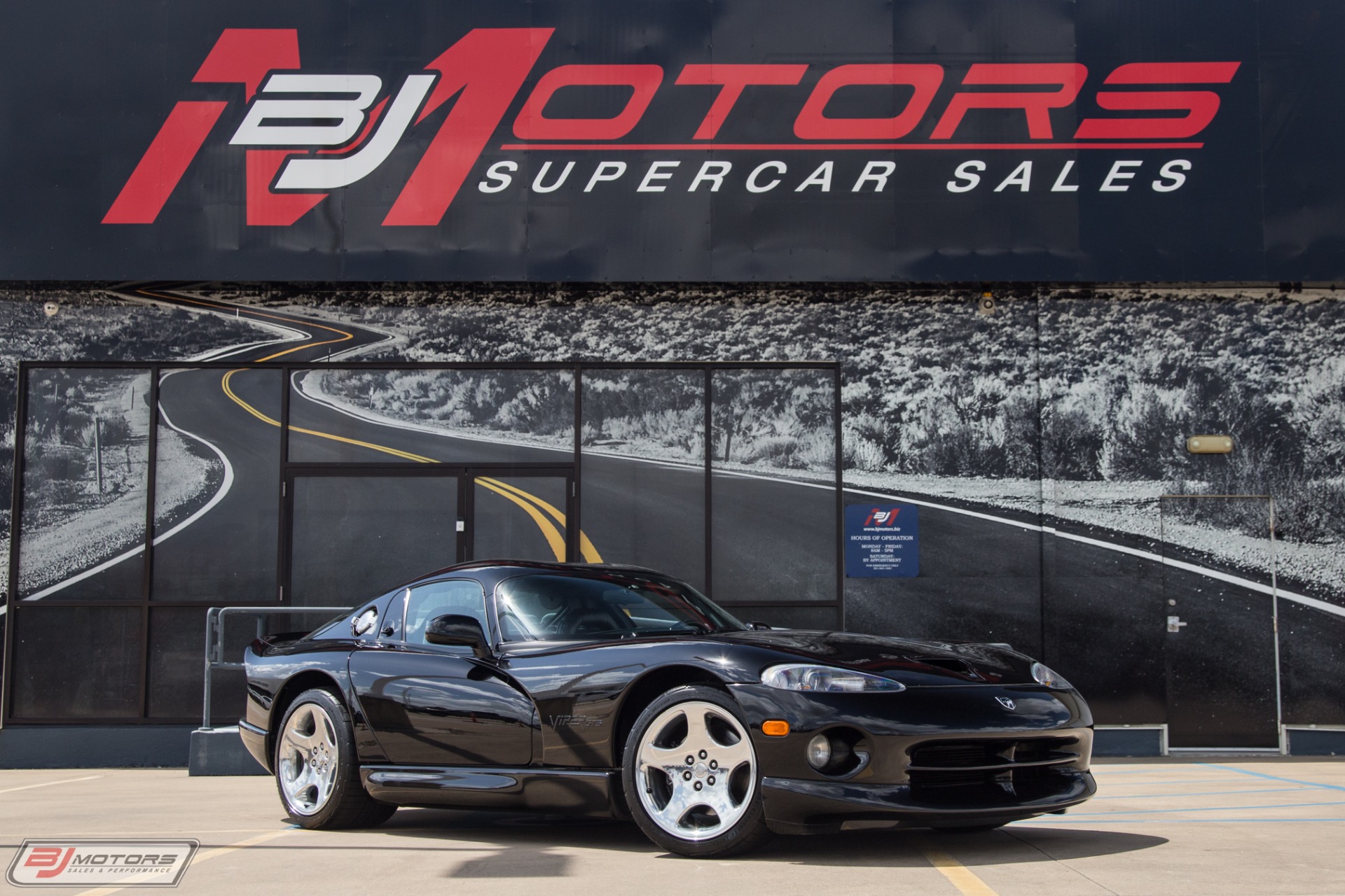 Used-2000-Dodge-Viper-GTS