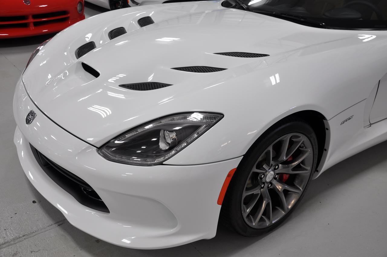 Used-2014-Dodge-SRT-Viper-GTS