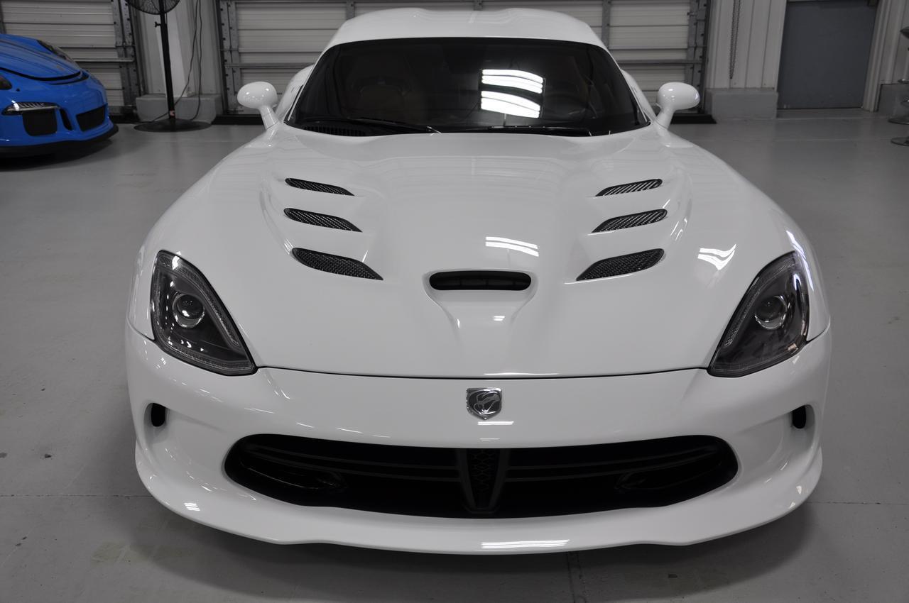 Used-2014-Dodge-SRT-Viper-GTS