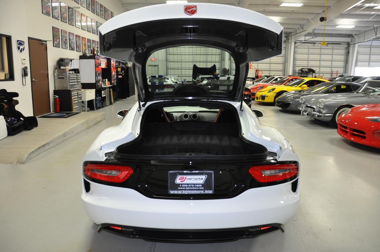 Used-2014-Dodge-SRT-Viper-GTS