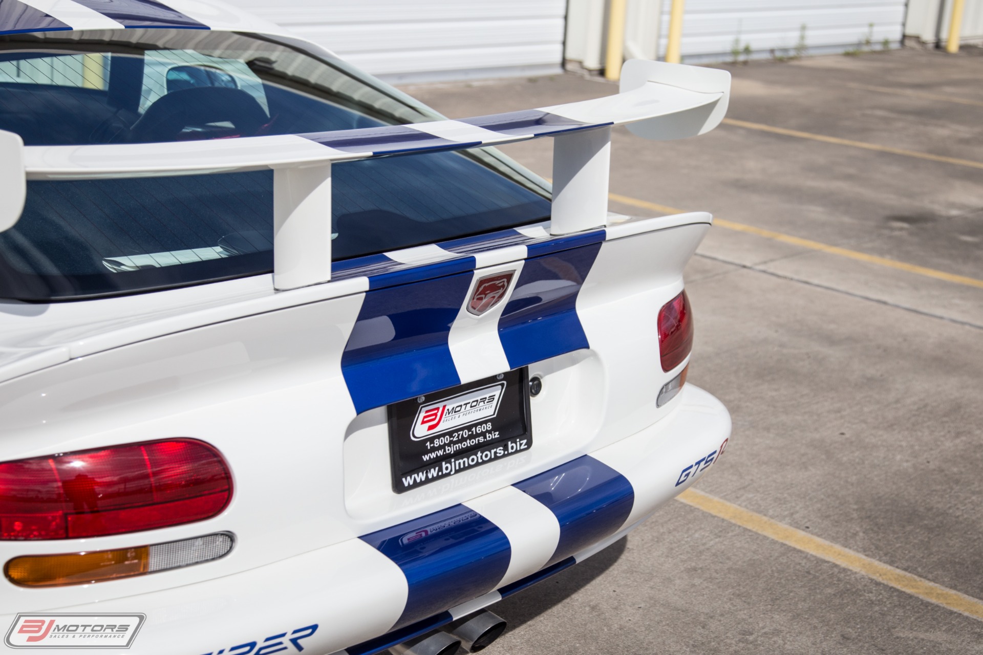 Used-1998-Dodge-Viper-GTS-R-GT2