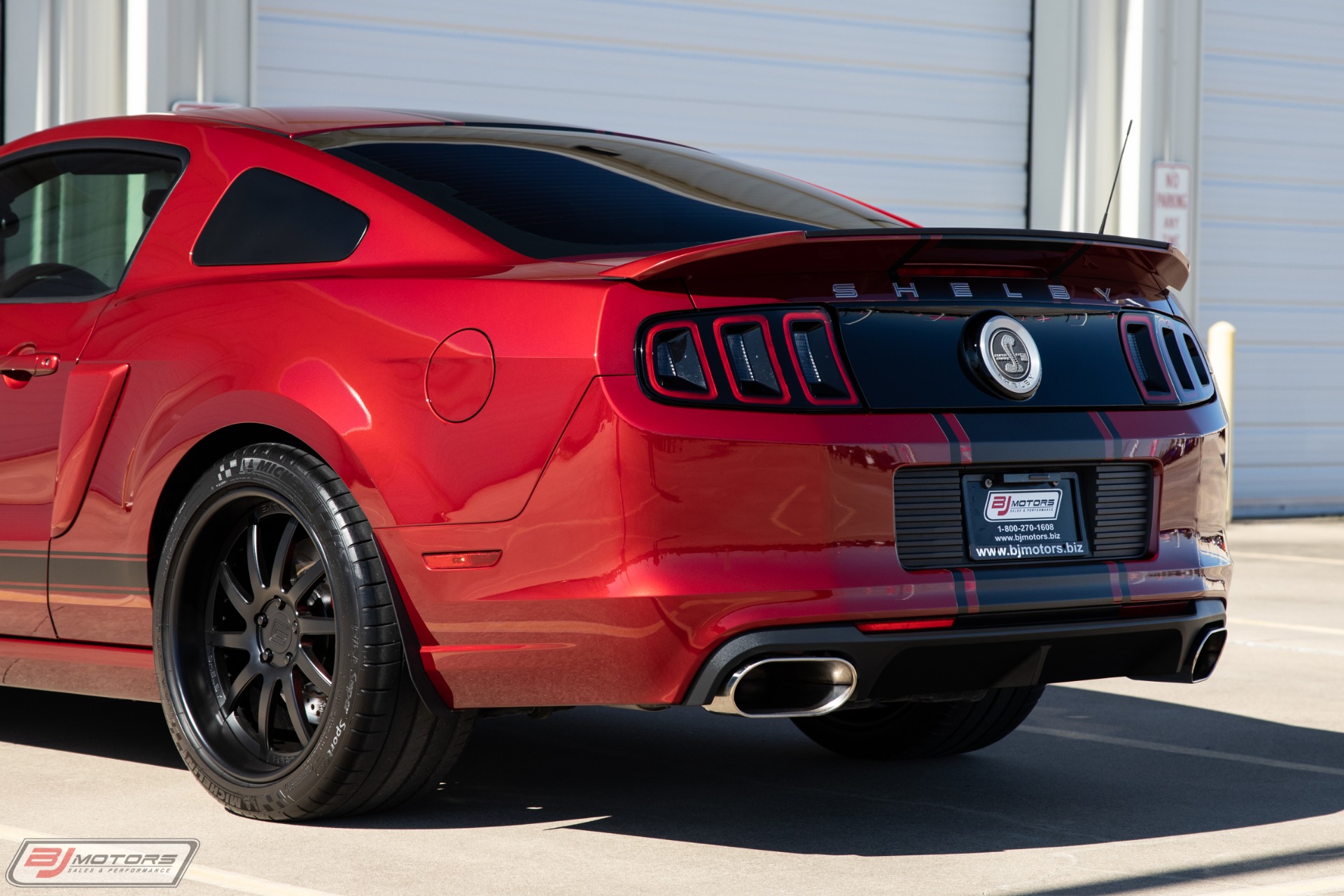 Used-2014-Ford-Mustang-Shelby-GT500-Super-Snake