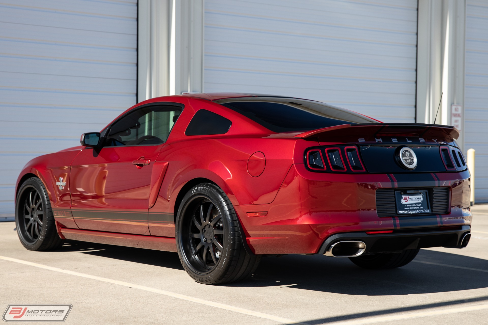 Used-2014-Ford-Mustang-Shelby-GT500-Super-Snake