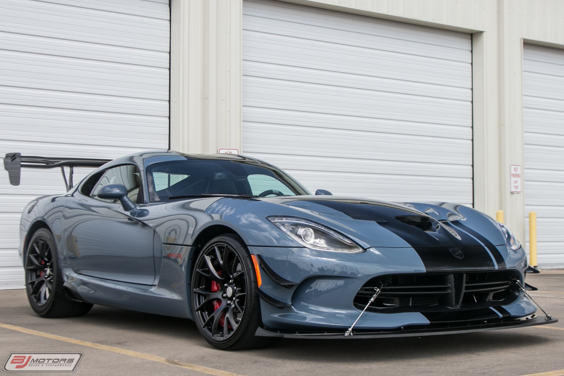 New-2016-Dodge-Viper-GTC