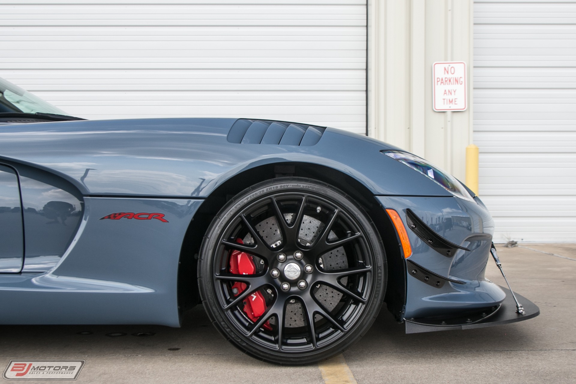 New-2016-Dodge-Viper-GTC