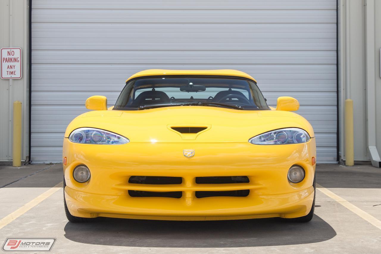 Used-2002-Dodge-Viper-RT/10