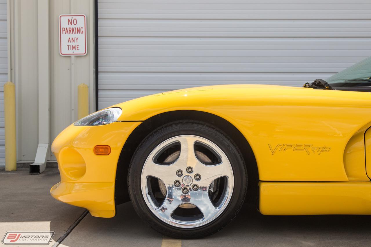 Used-2002-Dodge-Viper-RT/10