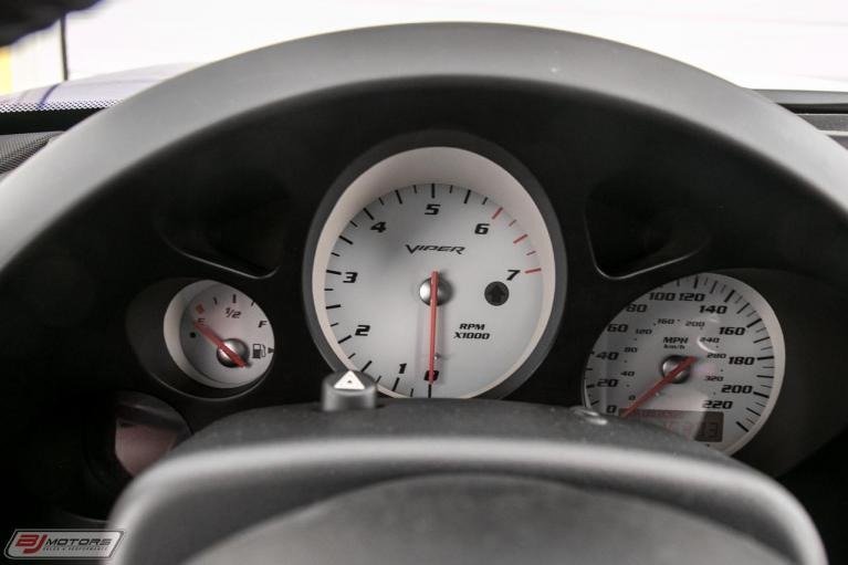 Used-2006-Dodge-Viper-SRT10