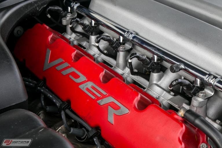 Used-2006-Dodge-Viper-SRT10