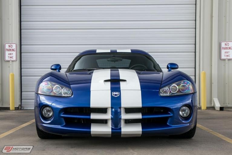 Used-2006-Dodge-Viper-SRT10