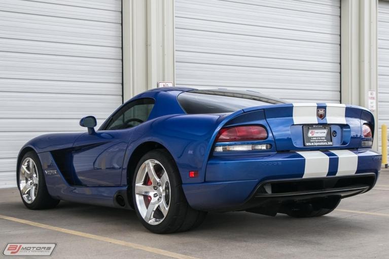 Used-2006-Dodge-Viper-SRT10