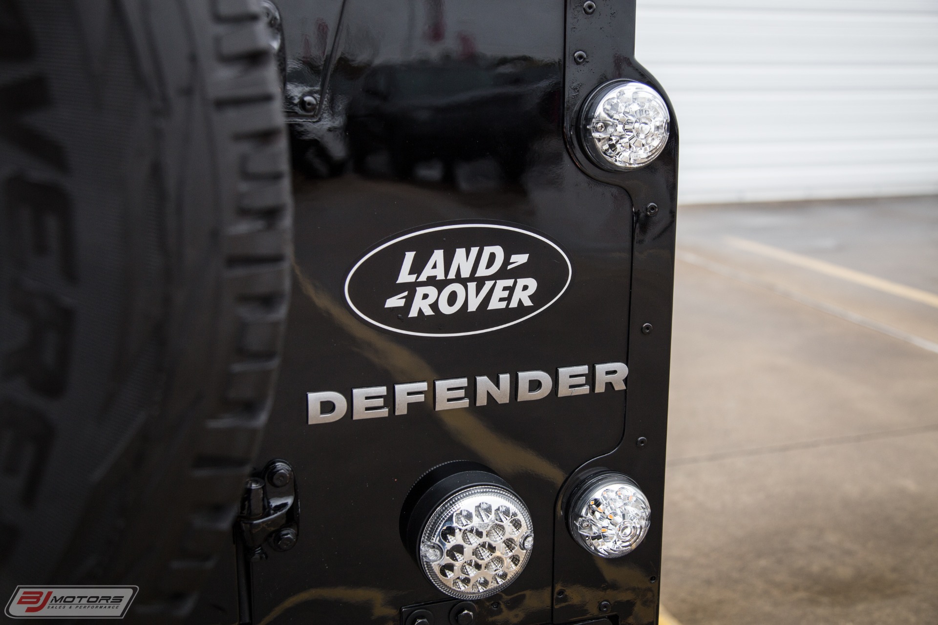 Used-1986-Land-Rover-Defender-D90