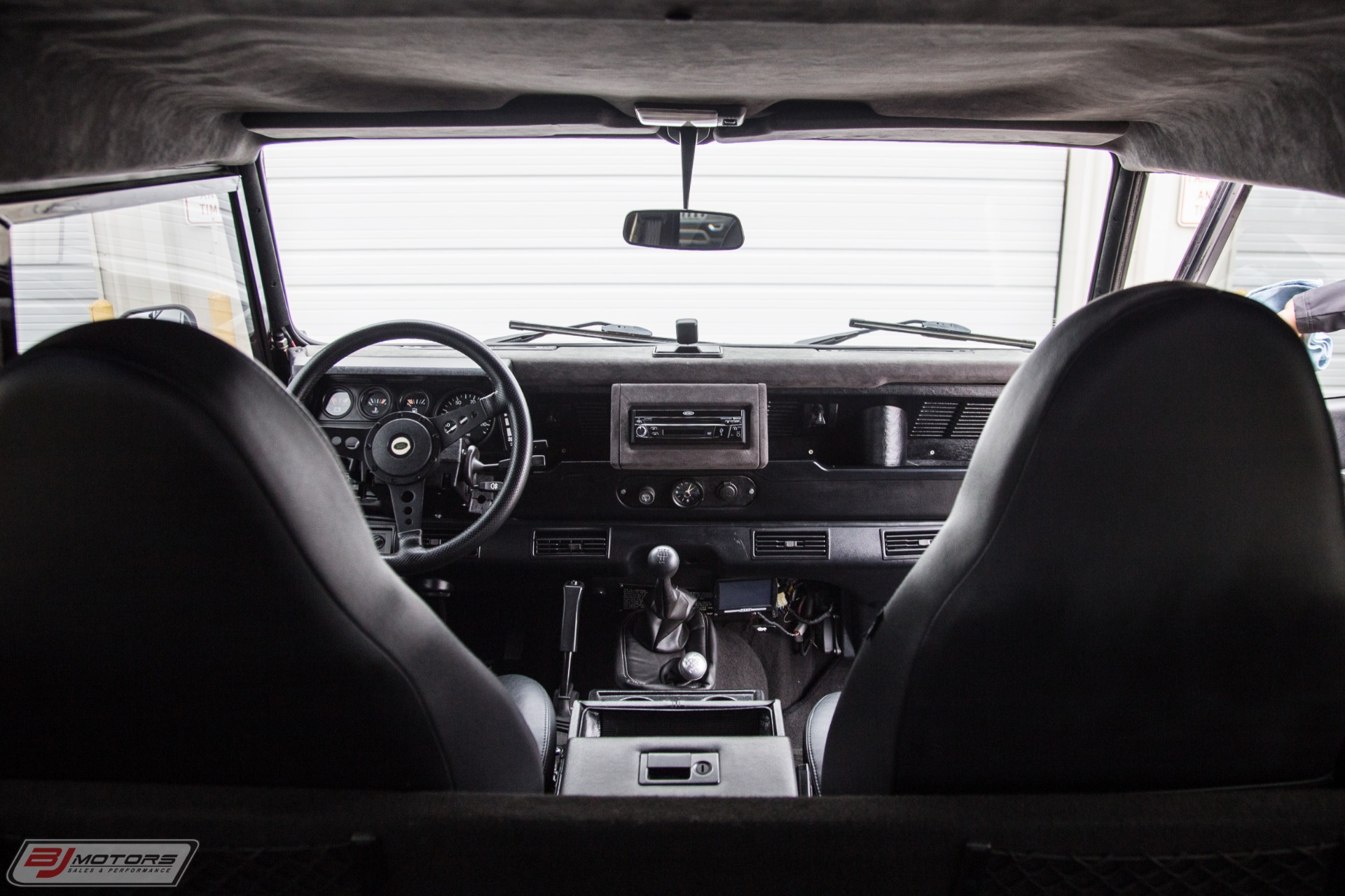 Used-1986-Land-Rover-Defender-D90