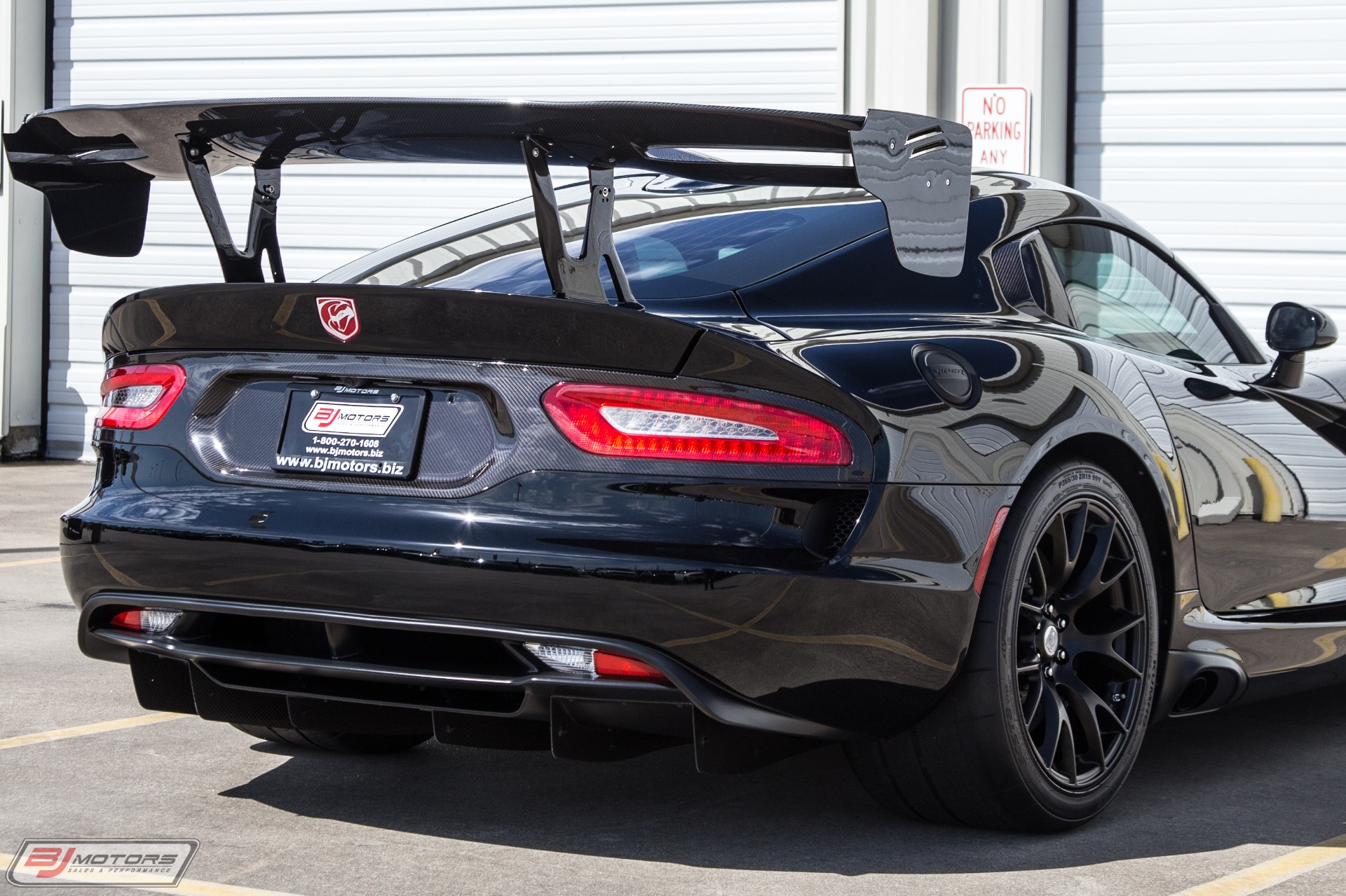 Used-2017-Dodge-Viper-ACR-Extreme