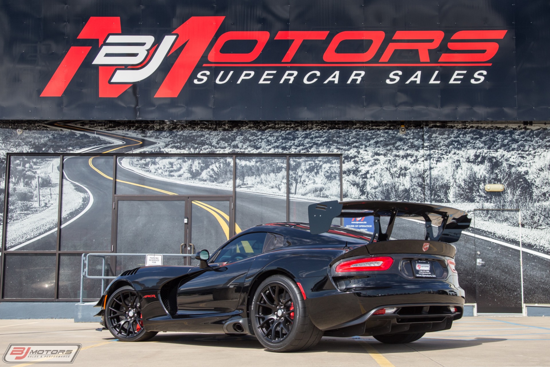 Used-2017-Dodge-Viper-ACR-Extreme