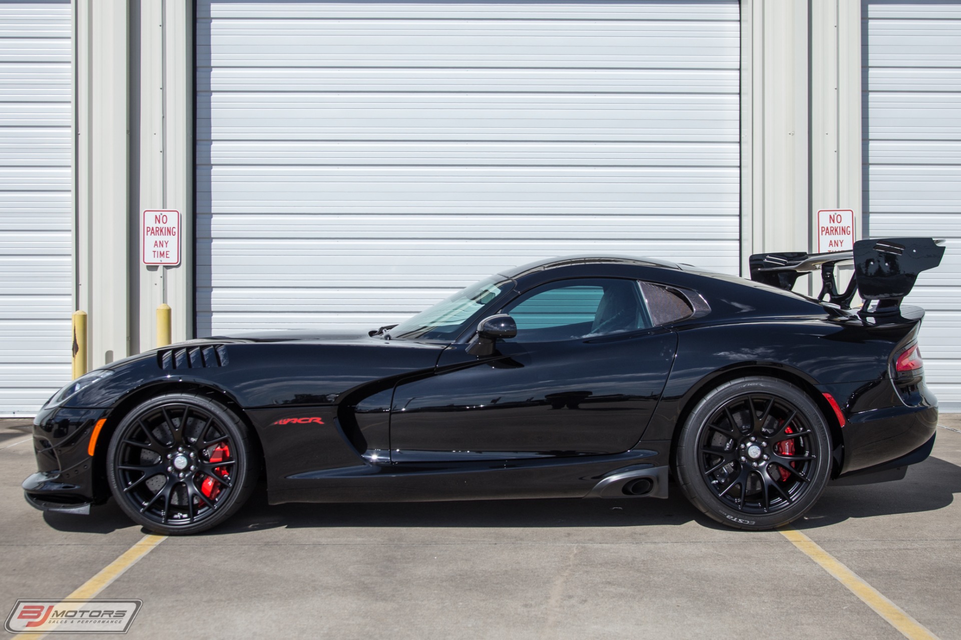 Used-2017-Dodge-Viper-ACR-Extreme