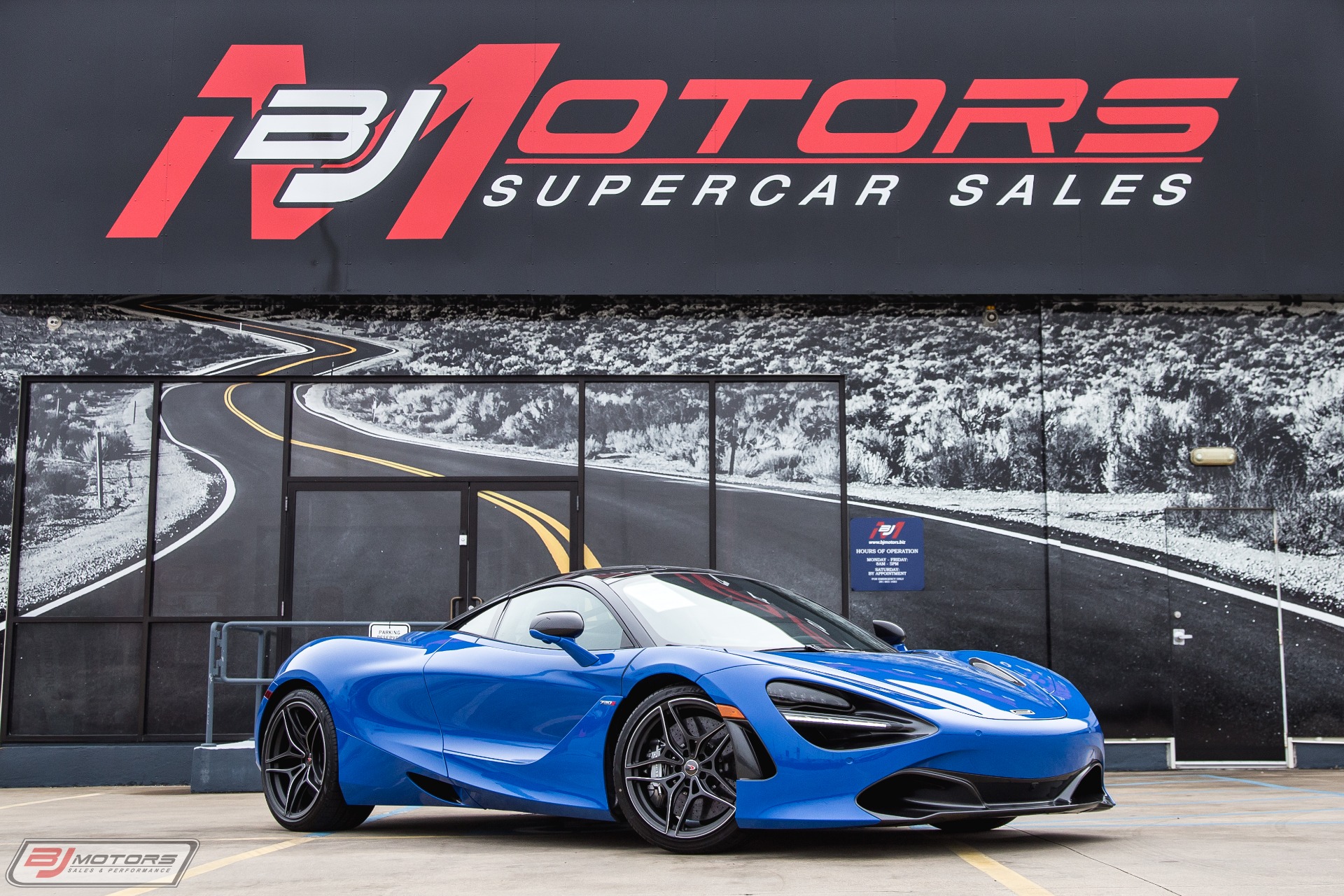 Used-2018-McLaren-720S-Performance-Paris-Blue-114-Miles