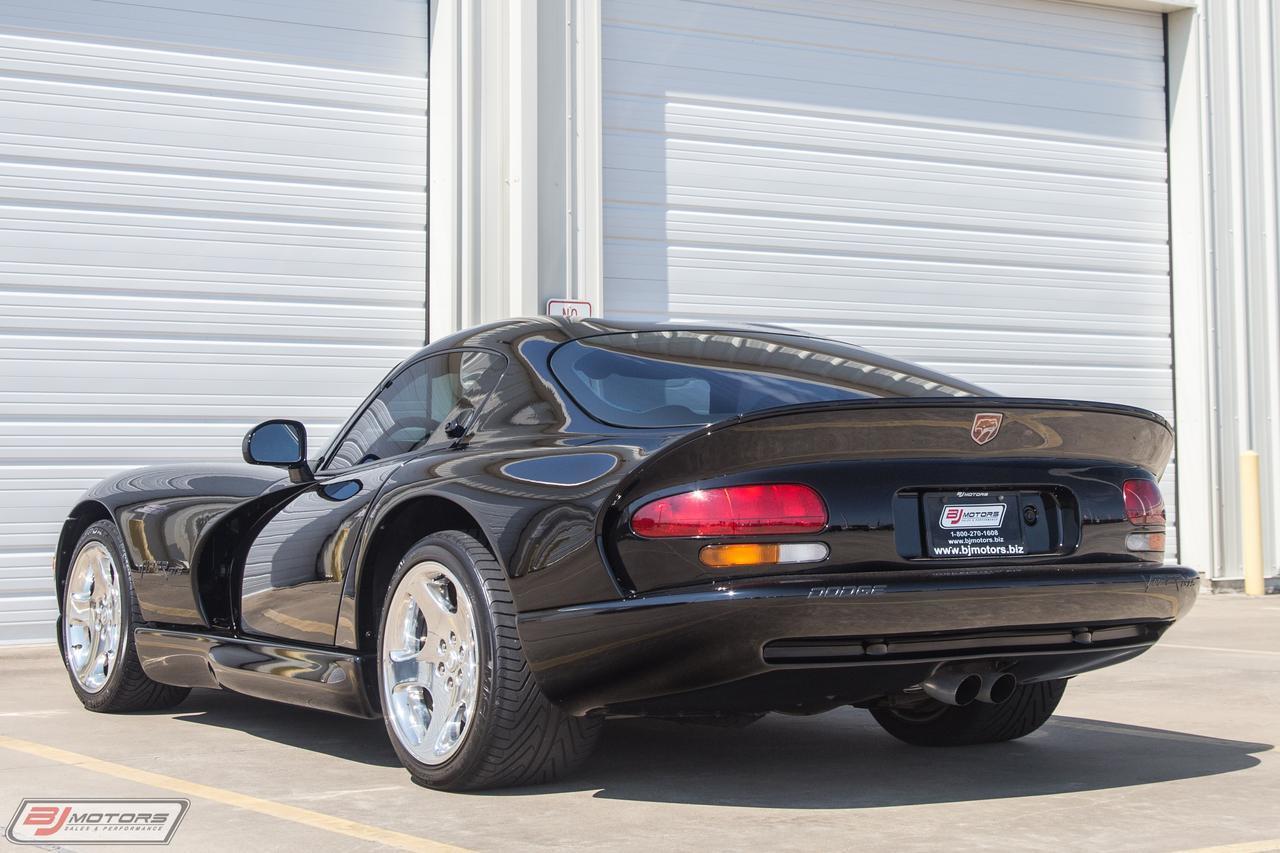 Used-2000-Dodge-Viper-GTS