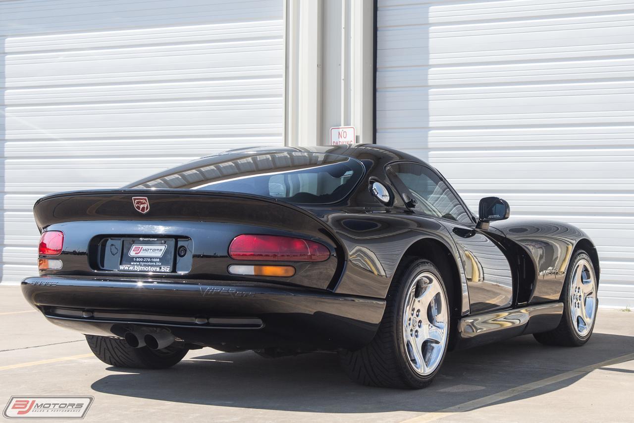 Used-2000-Dodge-Viper-GTS