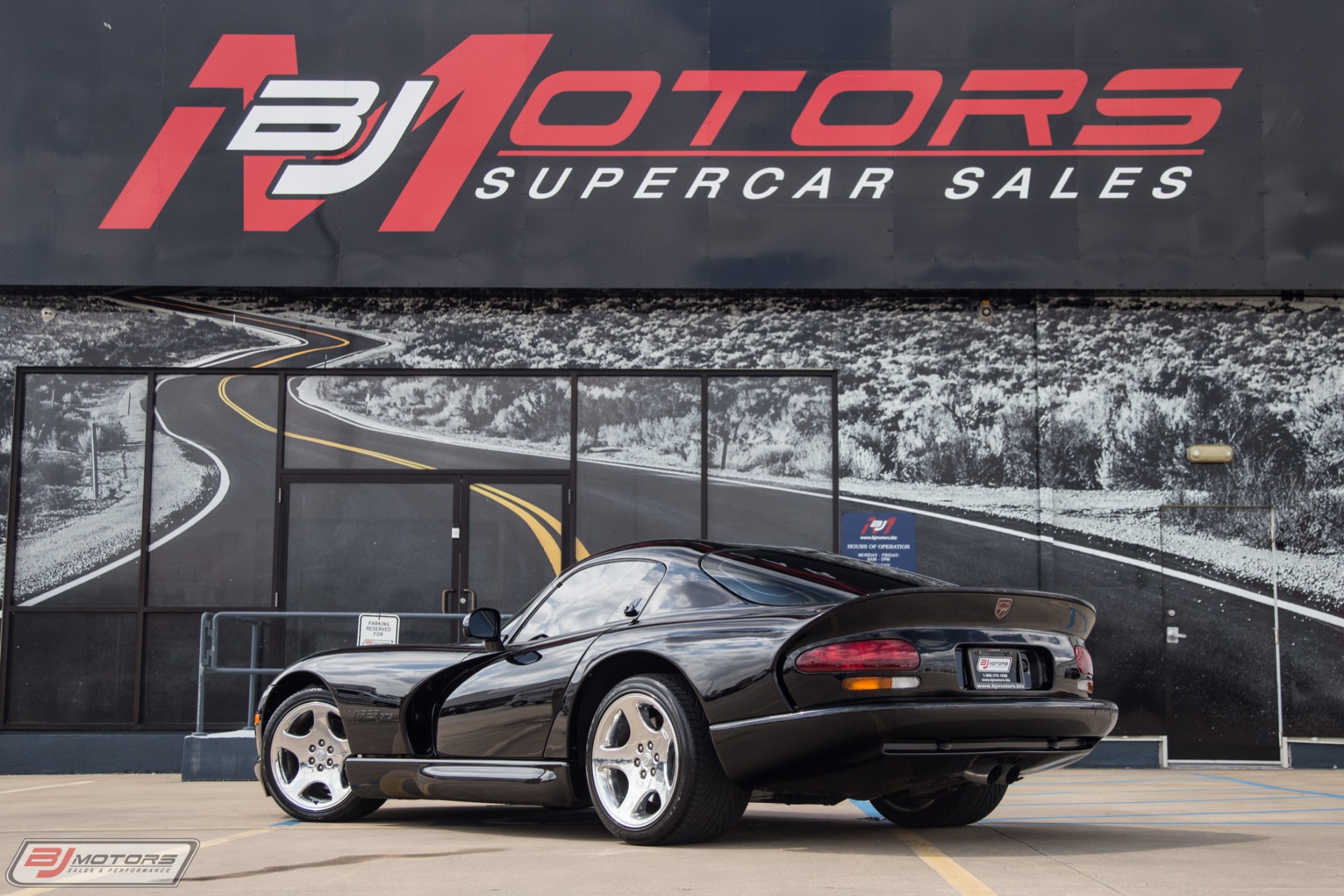 Used-2000-Dodge-Viper-GTS