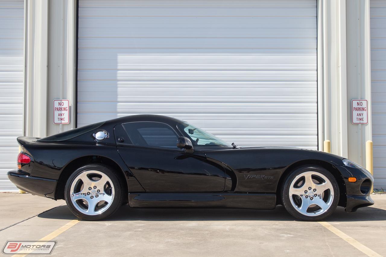 Used-2000-Dodge-Viper-GTS