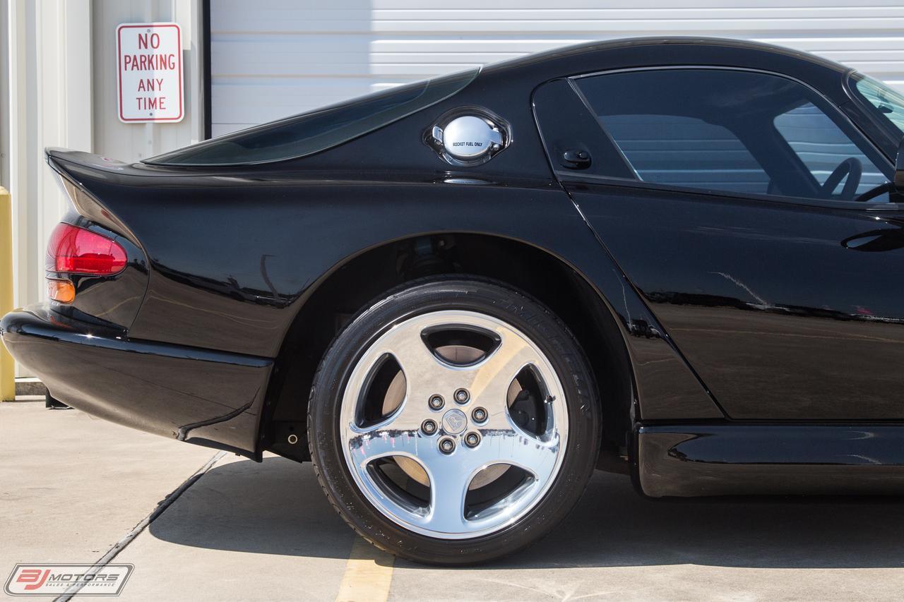 Used-2000-Dodge-Viper-GTS