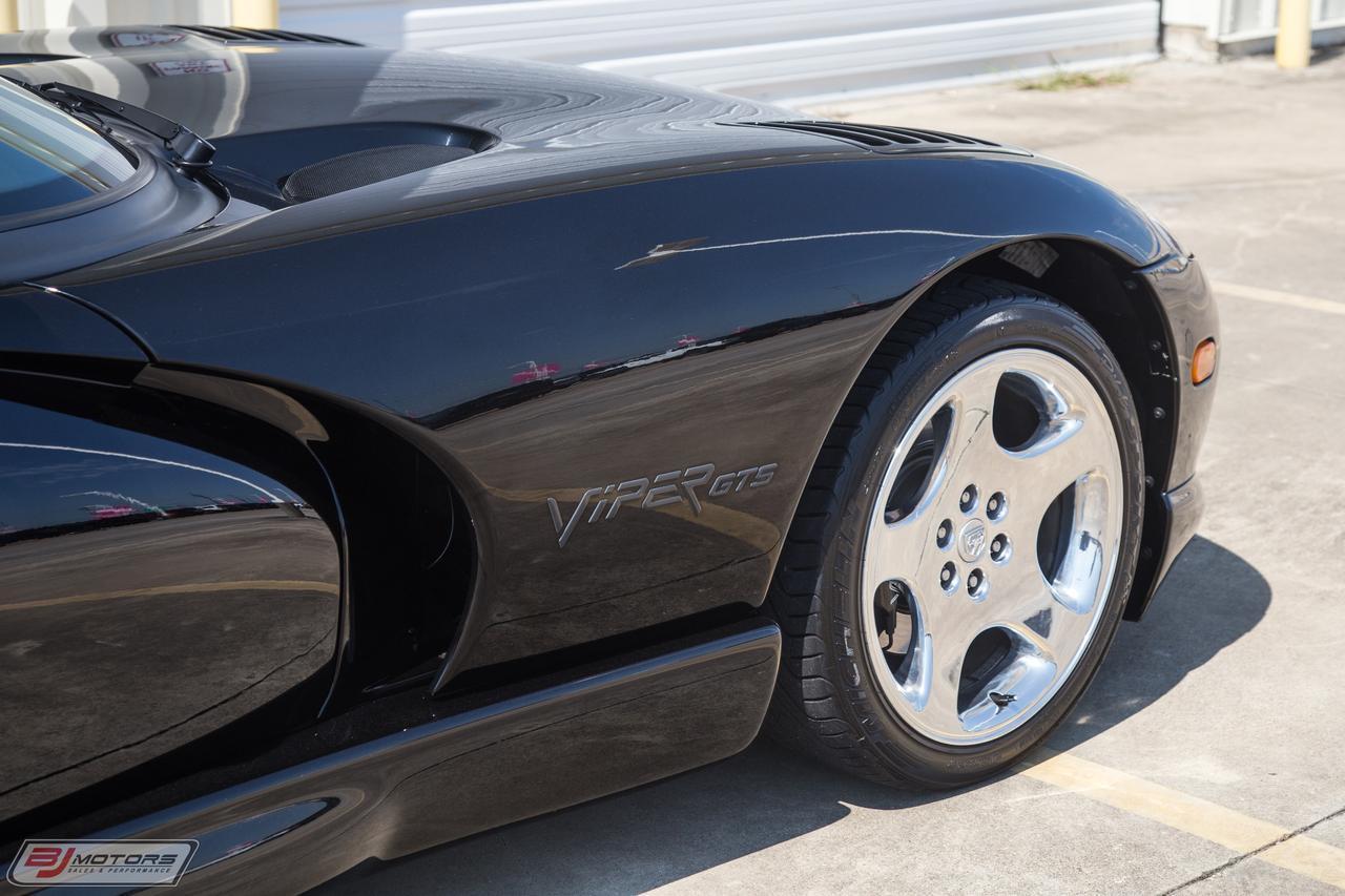 Used-2000-Dodge-Viper-GTS