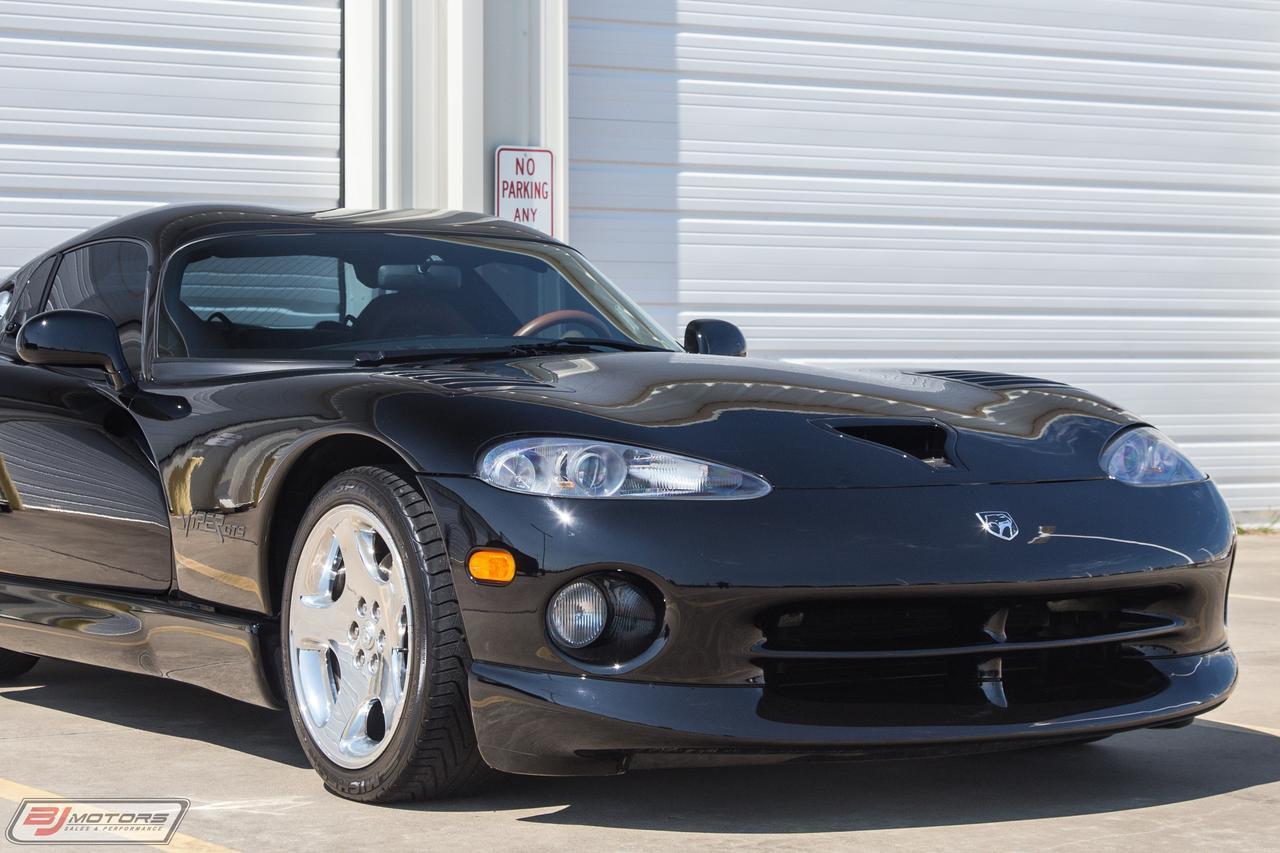 Used-2000-Dodge-Viper-GTS