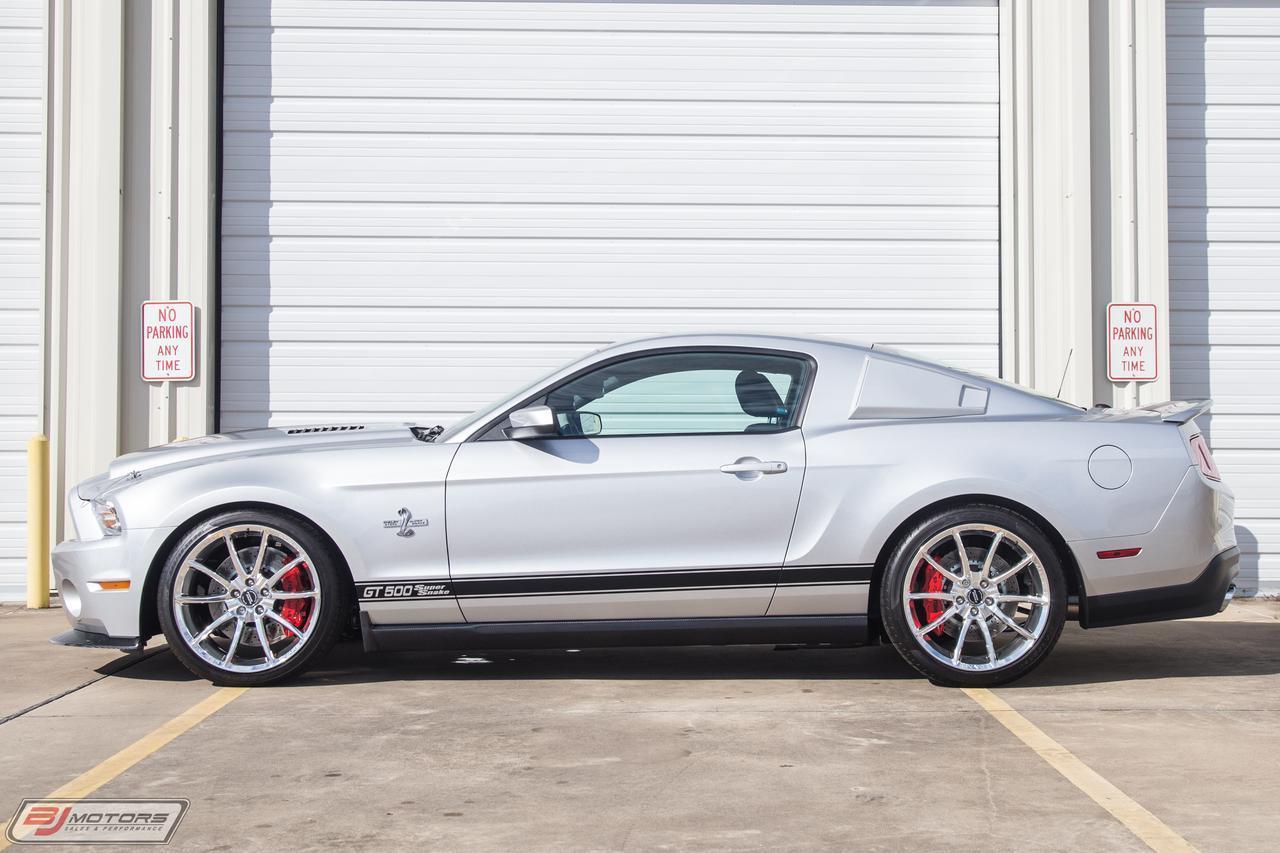 Used-2010-Ford-Mustang-Only-187-Miles-from-New-GT500-Super-Snake