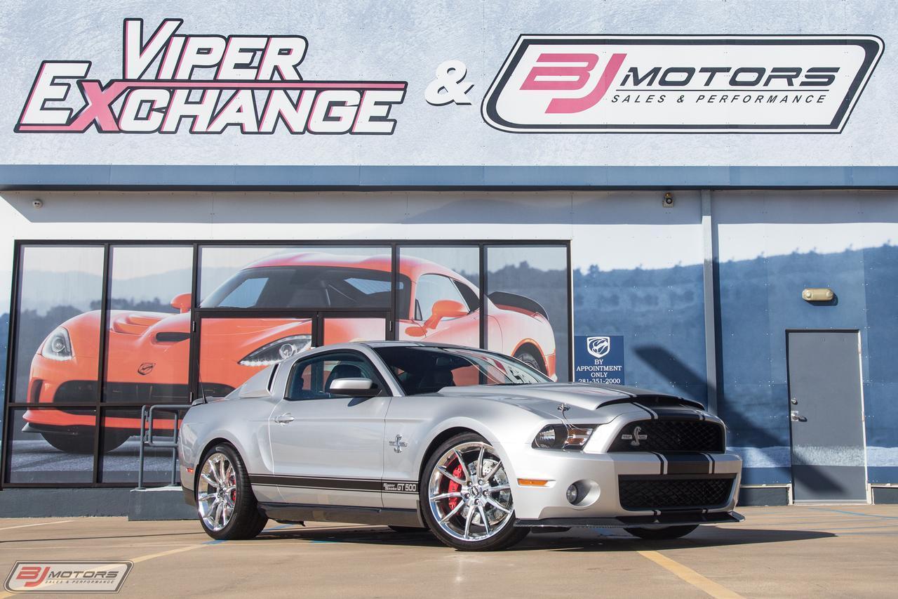 Used-2010-Ford-Mustang-Only-187-Miles-from-New-GT500-Super-Snake