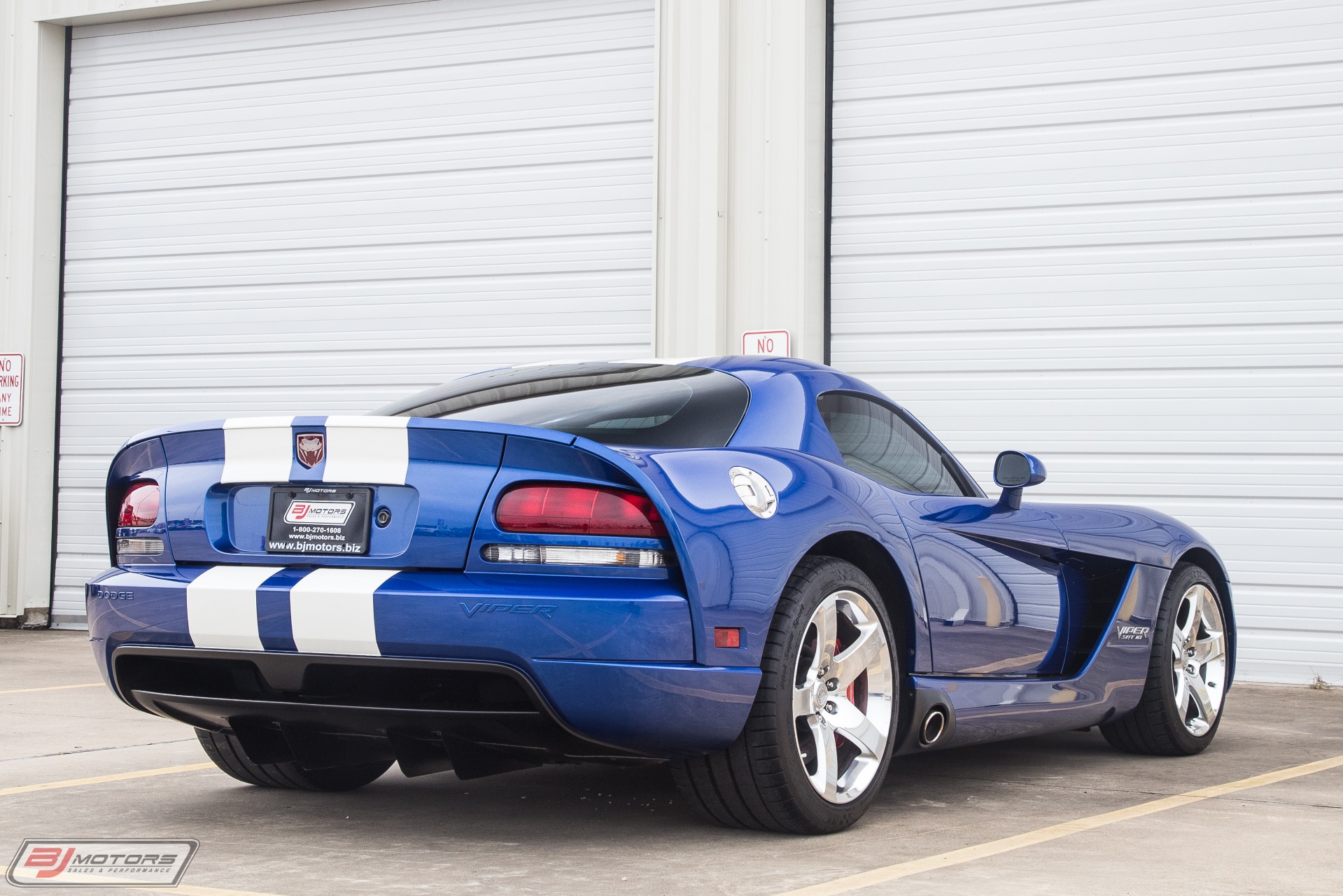 Used-2006-Dodge-Viper-SRT-10-Launch-Edition-1-of-200