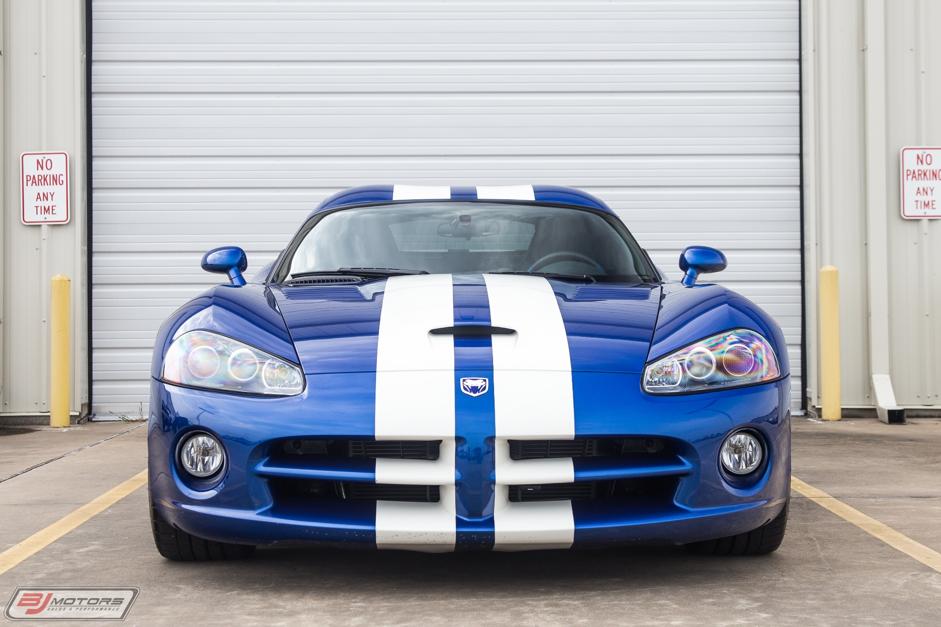 Used-2006-Dodge-Viper-SRT-10-Launch-Edition-1-of-200