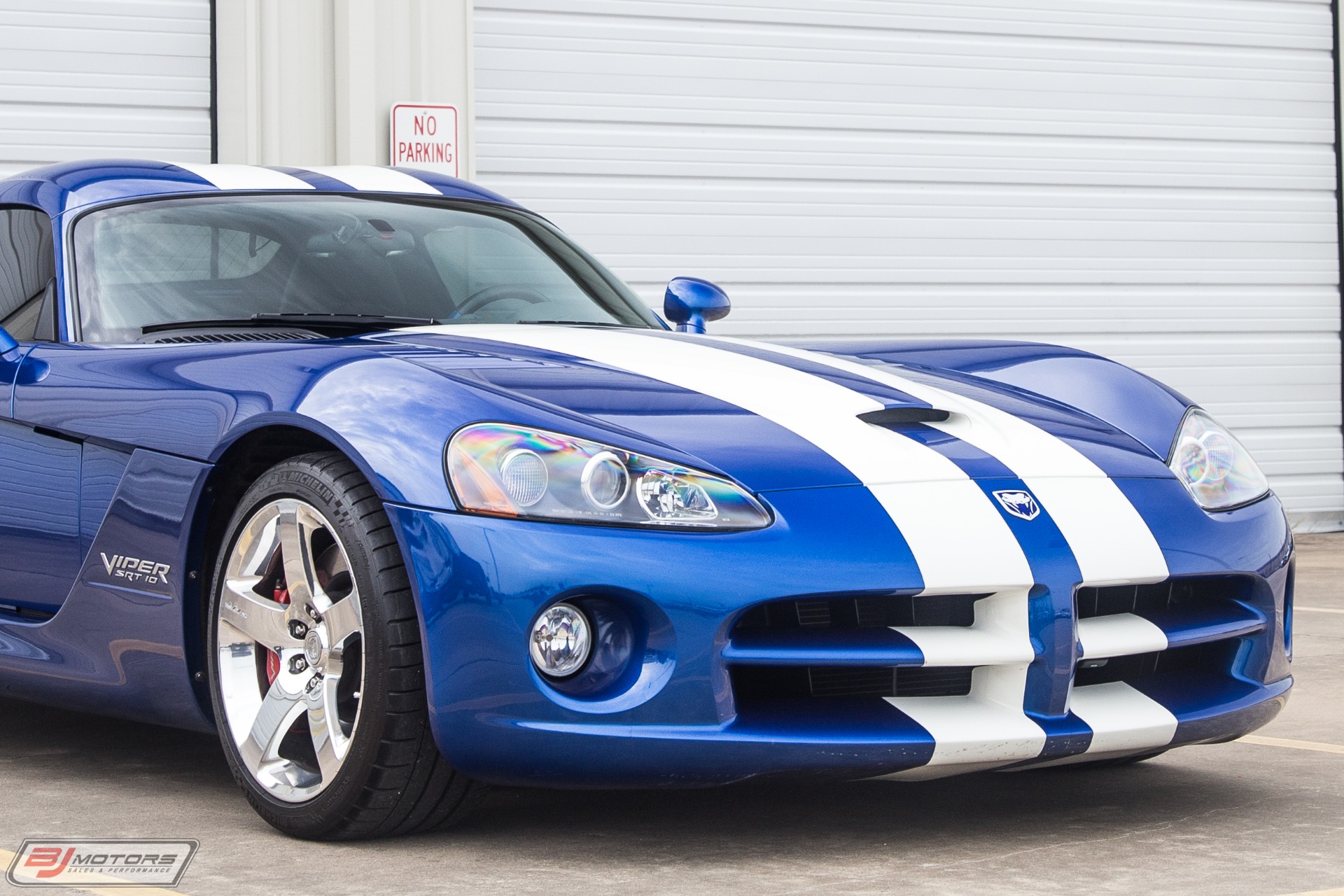 Used-2006-Dodge-Viper-SRT-10-Launch-Edition-1-of-200