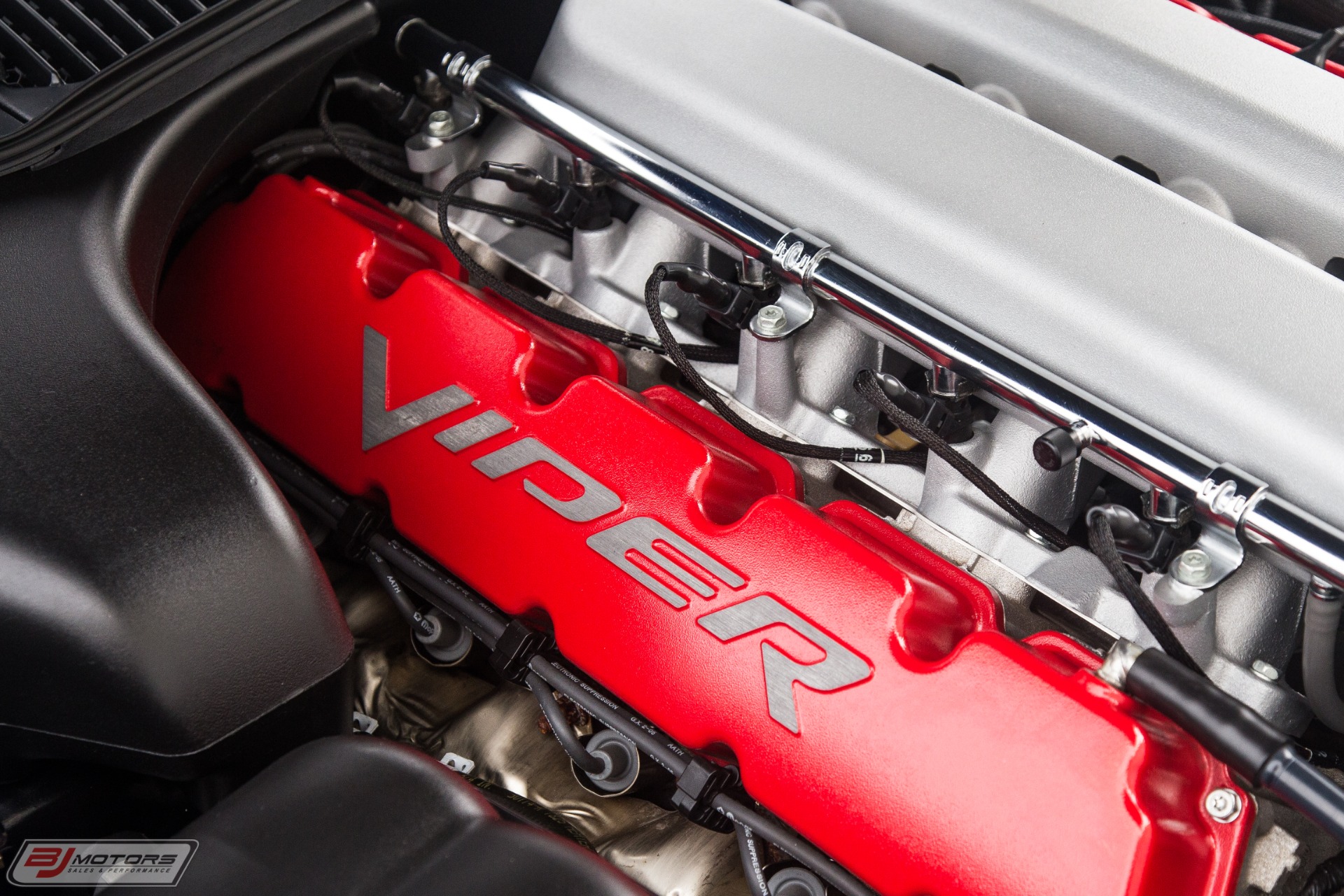 Used-2006-Dodge-Viper-SRT-10-Launch-Edition-1-of-200