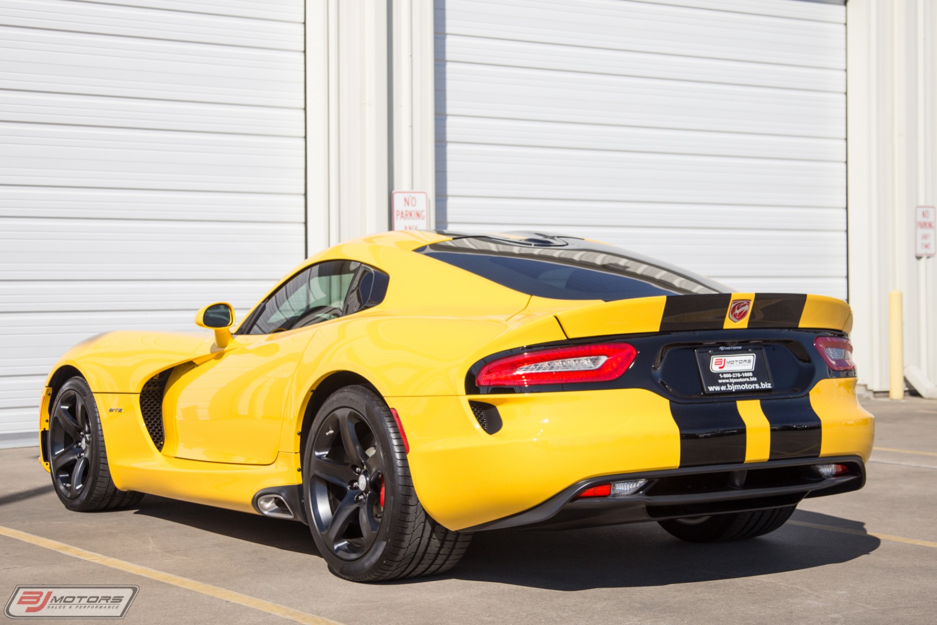 Used-2014-Dodge-Viper-GTS