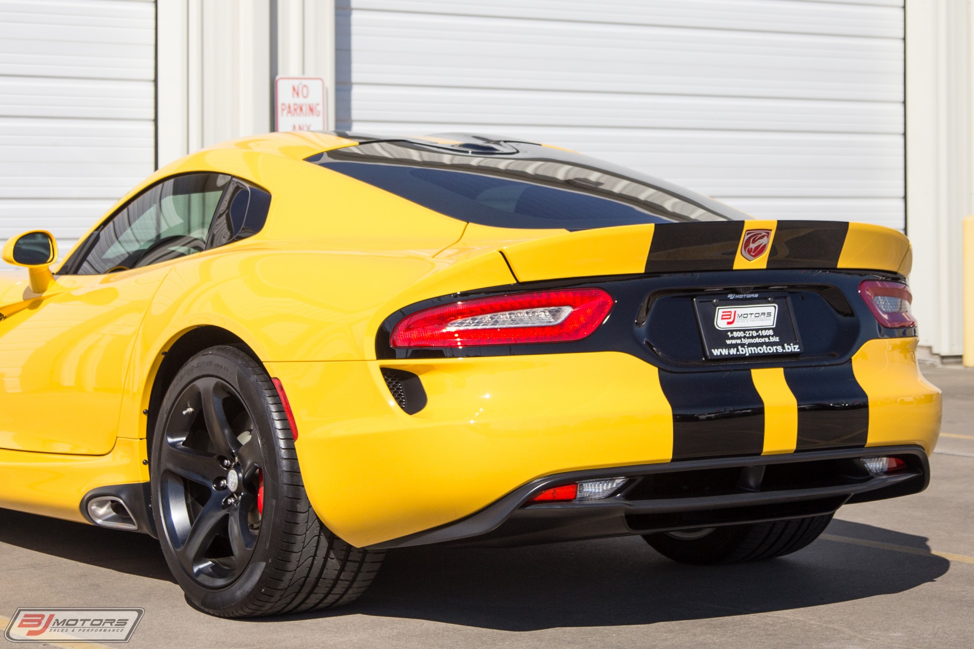 Used-2014-Dodge-Viper-GTS