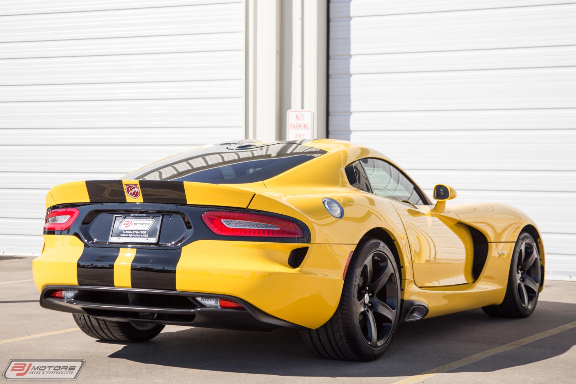 Used-2014-Dodge-Viper-GTS