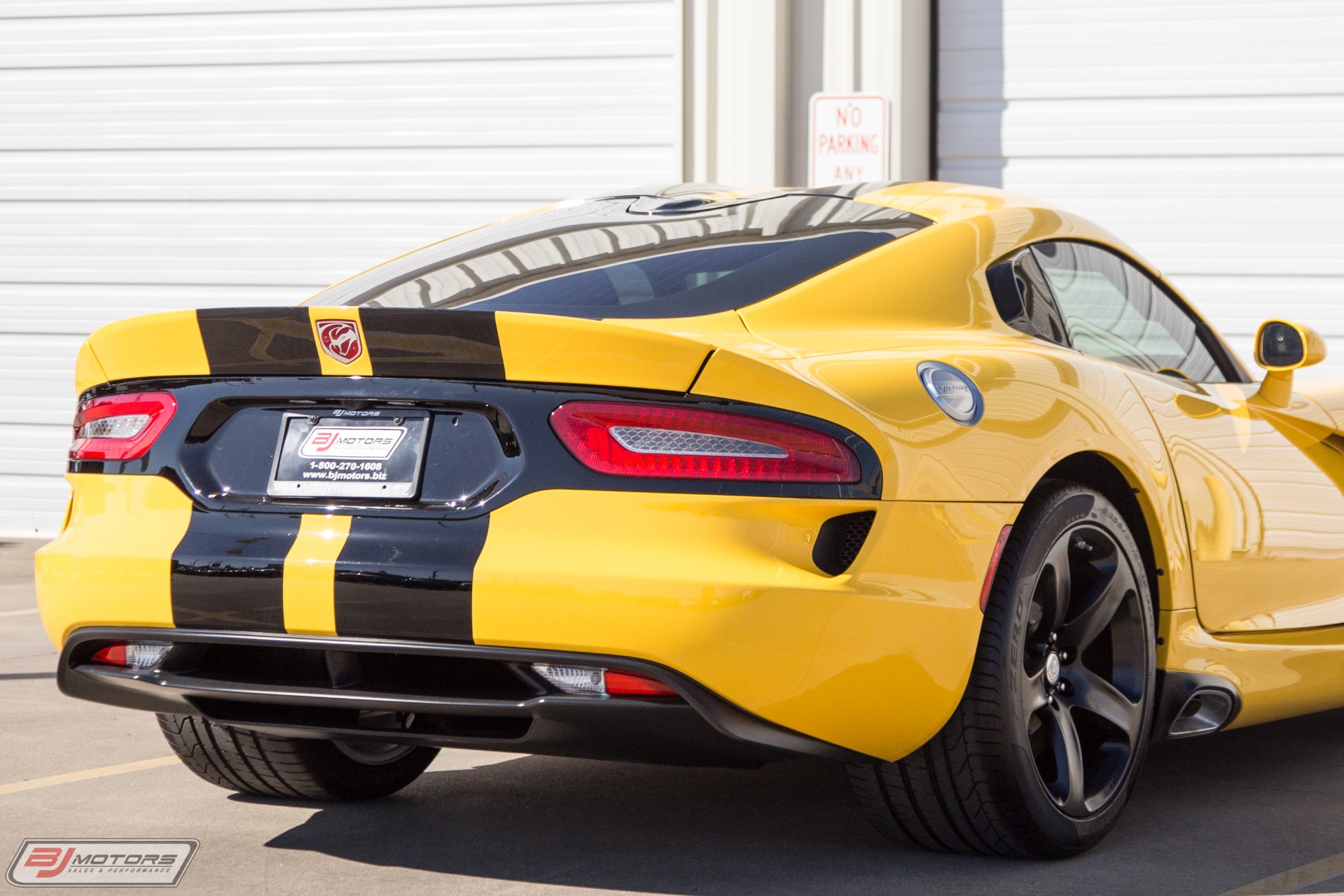 Used-2014-Dodge-Viper-GTS