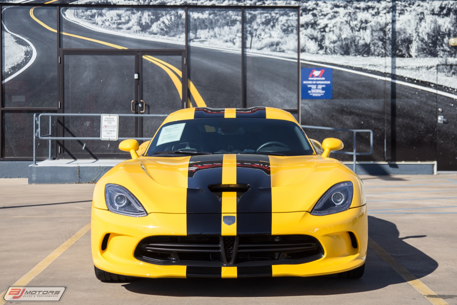 Used-2014-Dodge-Viper-GTS