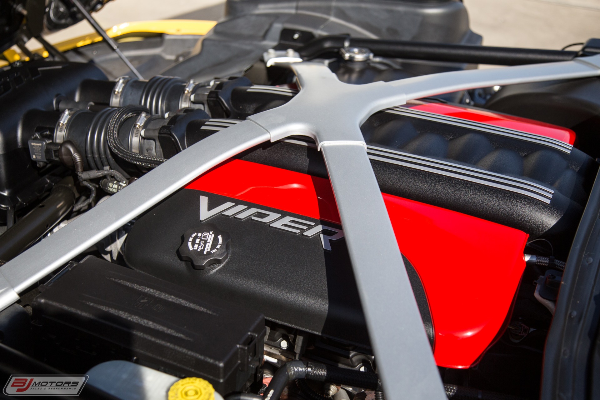 Used-2014-Dodge-Viper-GTS