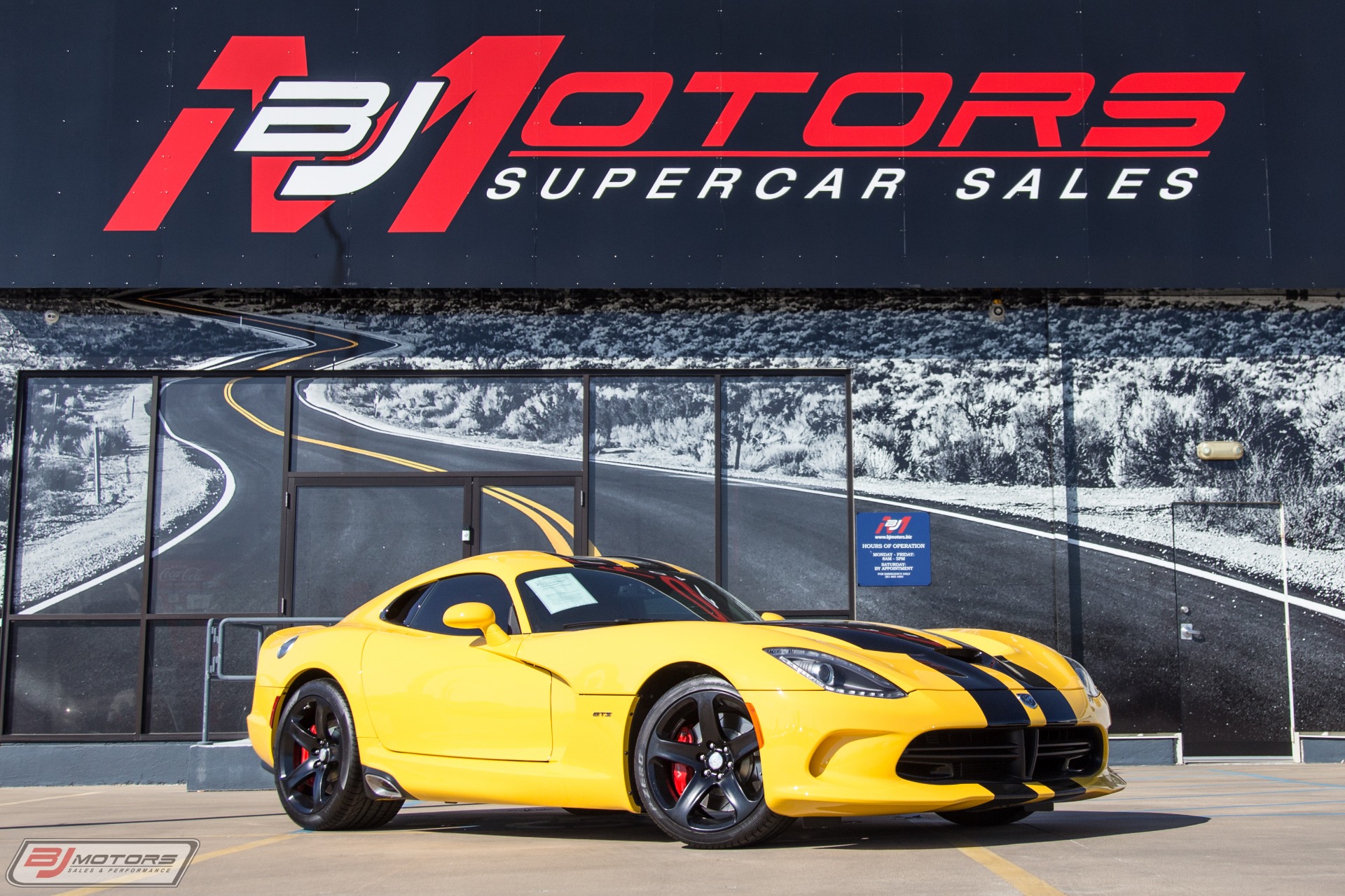 Used-2014-Dodge-Viper-GTS